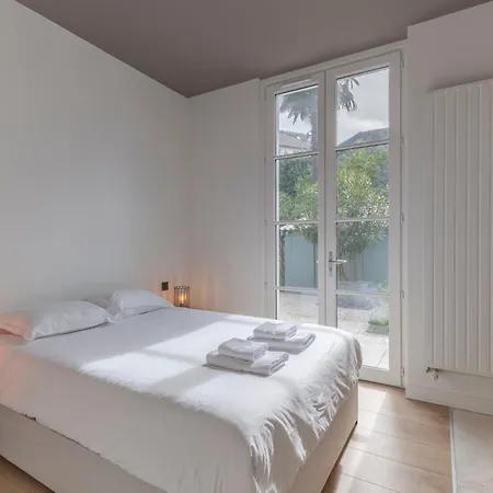 Lägenhet Superbe Maison Avec Jardin - La Paloise *